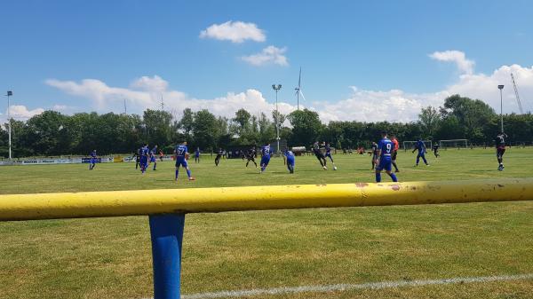 Sportplatz am Kanal - Salzgitter-Bleckenstedt