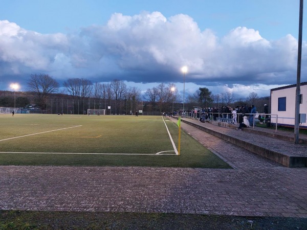Sportanlage Am Roten Berg Platz 2 - Mühltal-Traisa