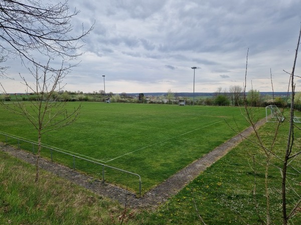 Sportgelände Am Sonnenhügel Platz 2 - Lonnerstadt