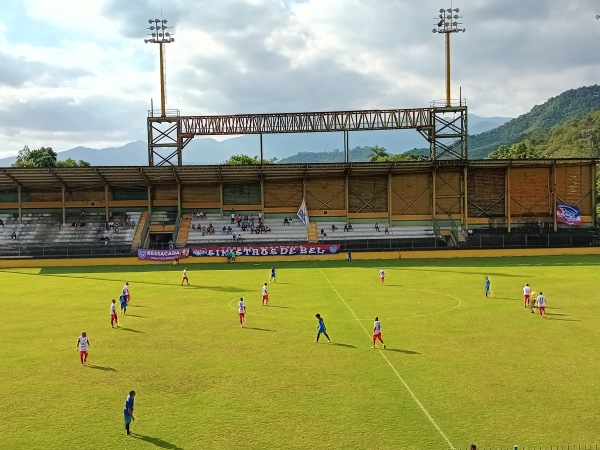 Estádio de Los Larios - Xerem, RJ