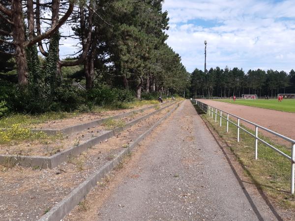 Sportplatz Geschwister-Scholl-Schule - Cuxhaven-Altenwalde