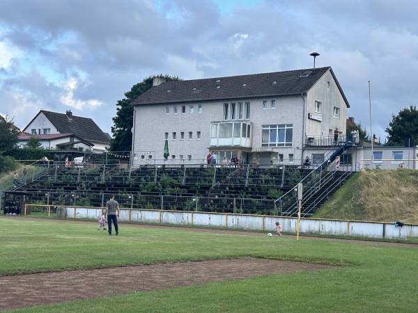 Hänigser-Stadion - Uetze-Hänigsen