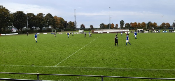 Sportpark De Leeuwerik - Hooge Mierde