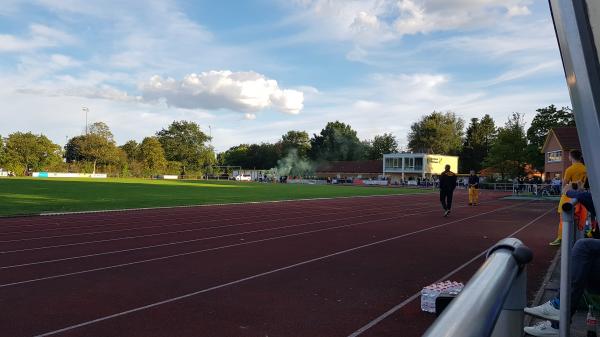 Jahnstadion im Sportpark Nienhagen - Nienhagen bei Celle