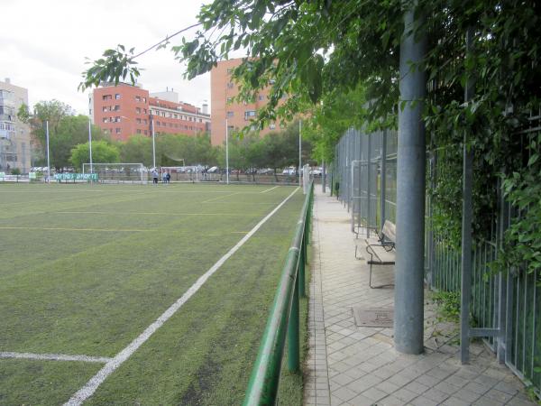 Campo de Fútbol Spartac Manoteras - Madrid, MD