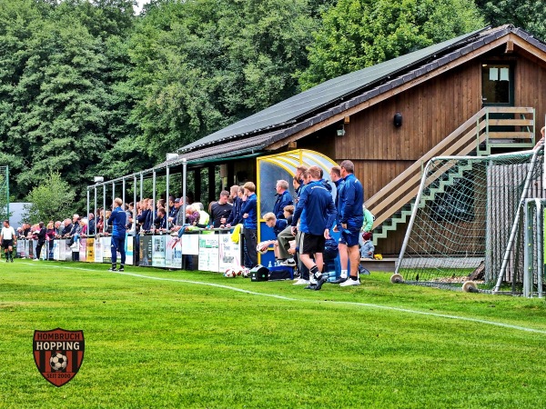 Sportplatz Niederhenneborn - Schmallenberg-Niederhenneborn