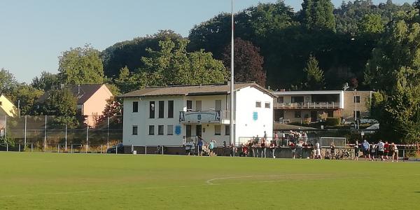 Sportplatz an der Mosel - Wasserliesch