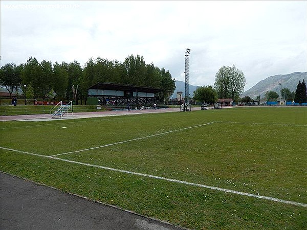 Estadio Municipal de Deportes de Los Corrales - Los Corrales de Buelna, CB