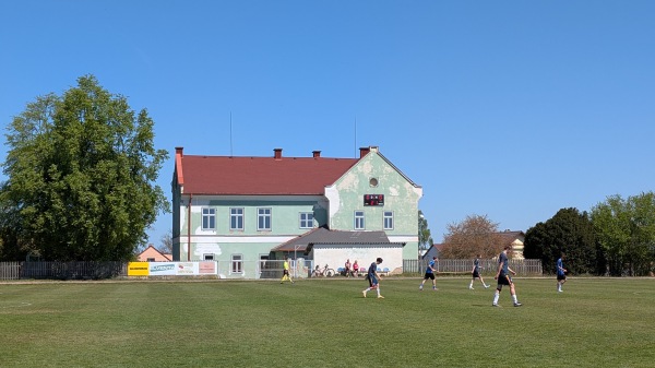 Hrište Dlouhá Lhota - Dlouhá Lhota