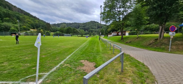 Sportplatz Lütz - Lütz 