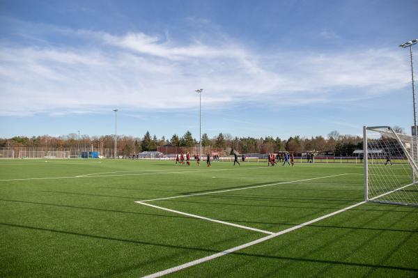 Sportpark Valznerweiher Platz 8 - Nürnberg-Zerzabelshof