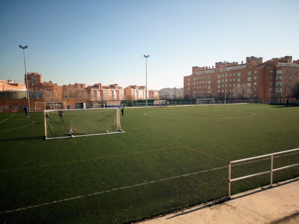 Campo de Futbol Lili Álvarez - Madrid, MD
