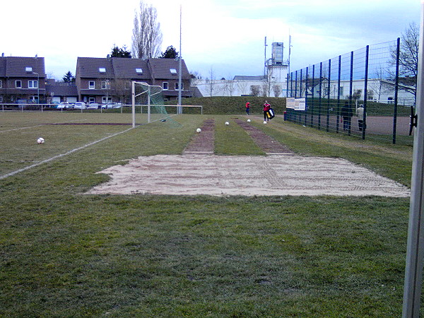 Sportplatz An Maria Bronn - Hürth-Berrenrath