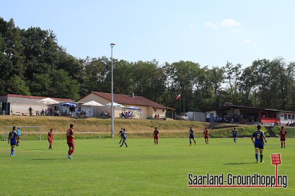 Jungenwaldstadion - Beckingen-Düppenweiler