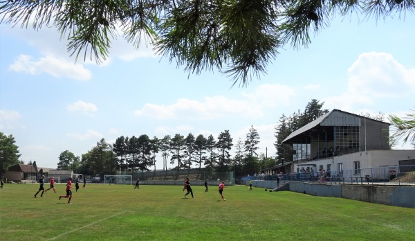 Futbalový štadión Petrova Ves - Petrova Ves