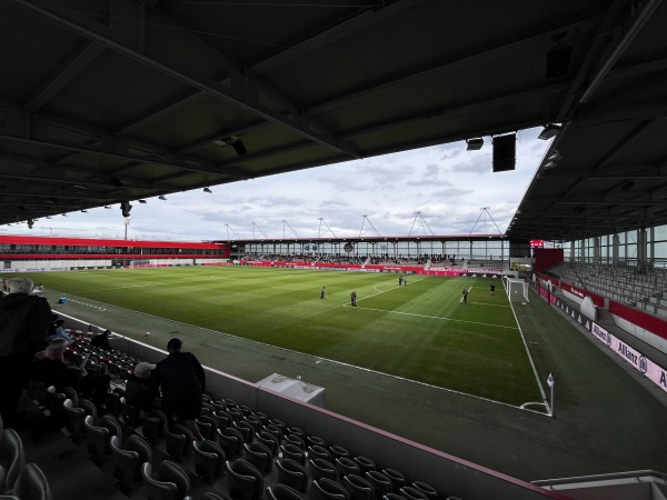 Stadion im FC Bayern Campus - München-Neuherberg