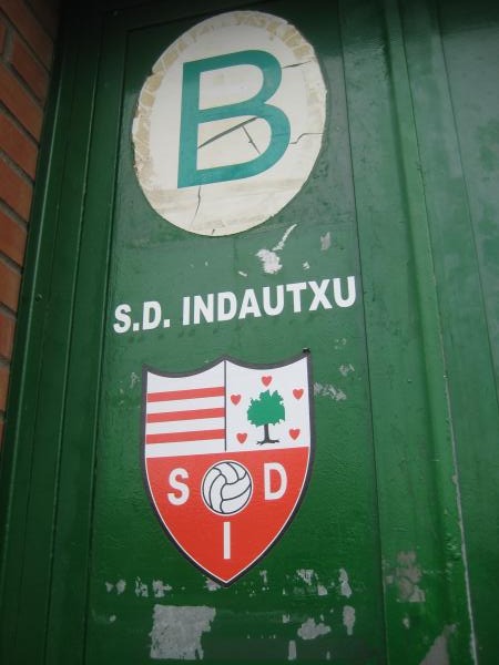 Campo de Fútbol Iparralde - Bilbao, PV