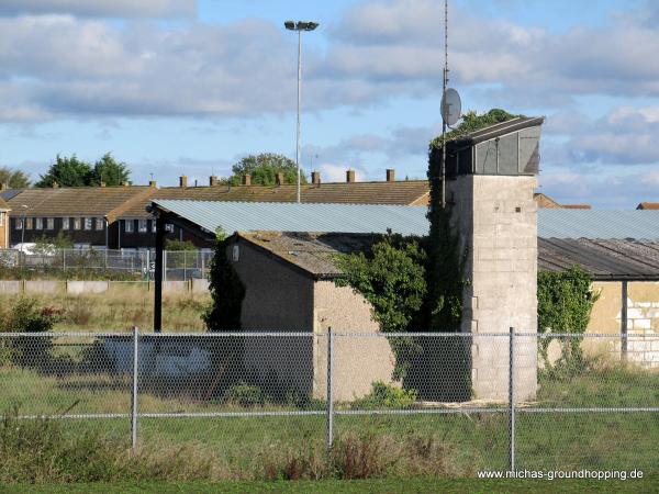 Small Glen - Erith