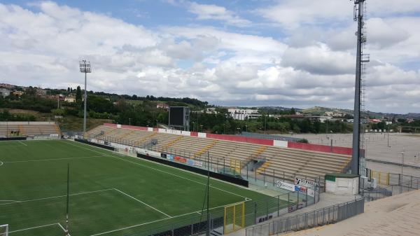 Stadio Gaetano Bonolis - Teramo