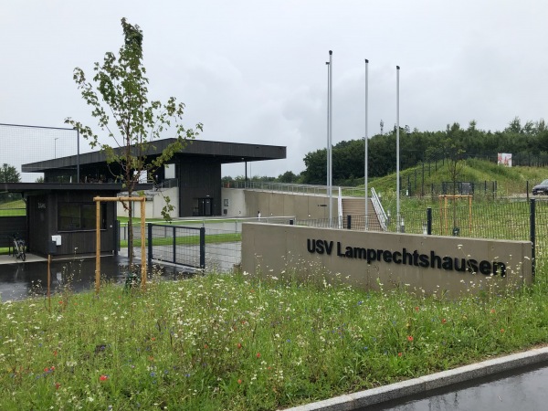 Sportplatz Lamprechtshausen - Lamprechtshausen