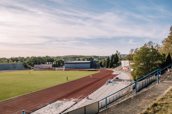 Atletický stadion Karlovy Vary - Karlovy Vary-Tuhnice
