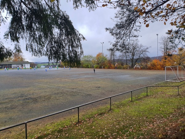 Lohbergstadion Nebenplatz - Hohenahr-Erda