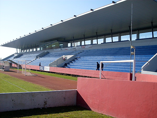 Estádio Municipal Dr. Costa Lima - Castêlo da Maia