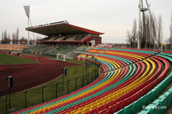 Friedrich-Ludwig-Jahn-Sportpark - Berlin-Prenzlauer Berg