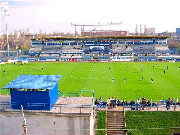 Hidegkuti Nándor Stadion (alt) - Budapest