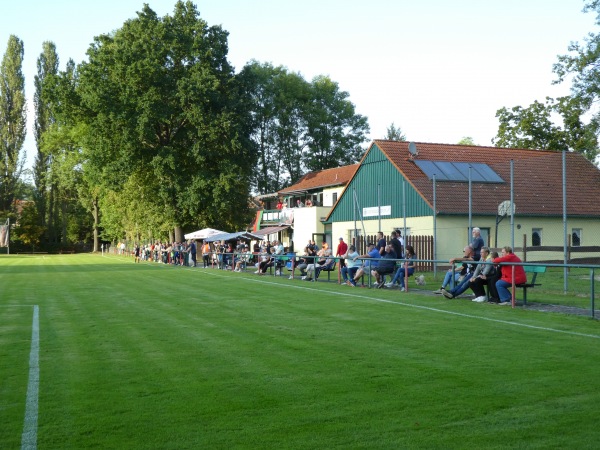 Sportplatz am Teichdamm - Ummendorf/Börde