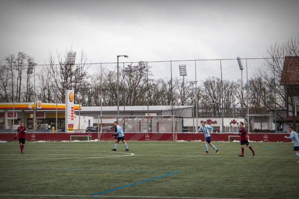 Sportpark Valznerweiher Platz 2 - Nürnberg-Zerzabelshof