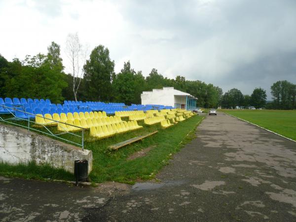 Stadion Karpaty - Broshniv-Osada