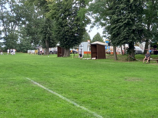 Sportplatz Am Park - Rollwitz