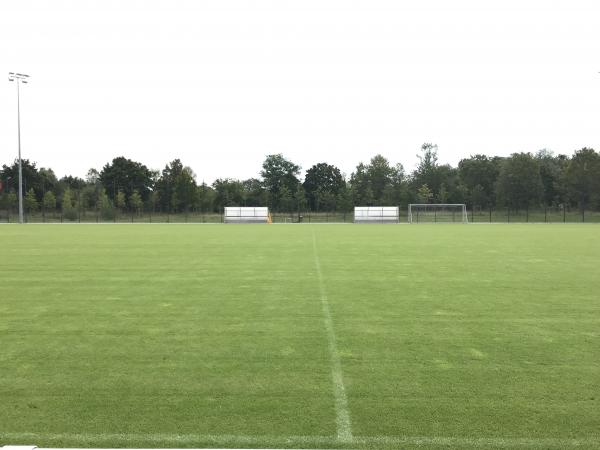 FC Bayern Campus Platz 4 - München-Neuherberg