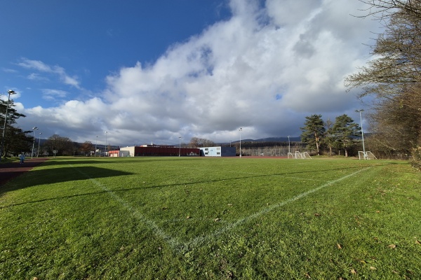 Sportplatz Gymnasium - Laufen