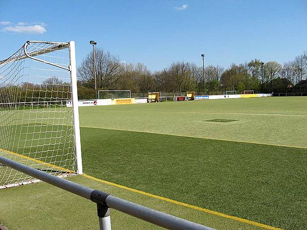 Sportzentrum Oststeinbek B-Platz - Oststeinbek