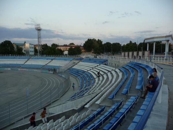 Dinamo stadioni - Samarkand