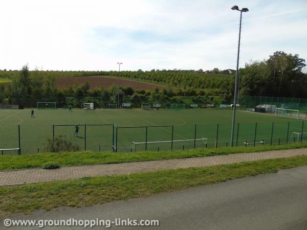 Burgstadion Nebenplatz - Dohna