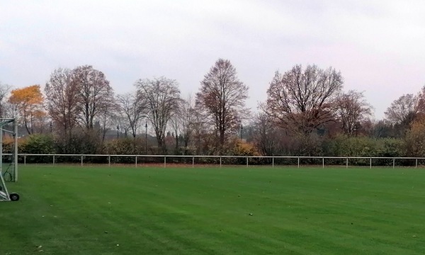 Hans-Jürgen-Beil-Stadion B-Platz - Großenkneten-Ahlhorn
