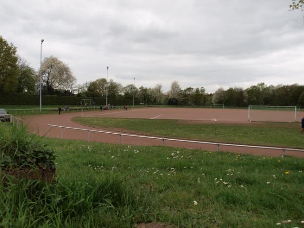 Sportplatz Waldkampfbahn - Wuppertal-Vohwinkel