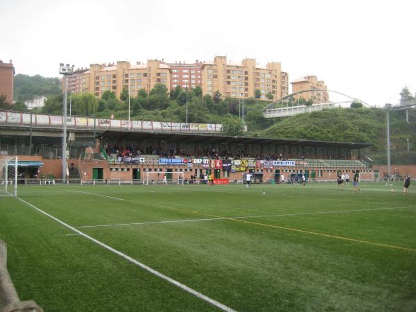 Campo de Fútbol Iparralde - Bilbao (Bilbo), PV