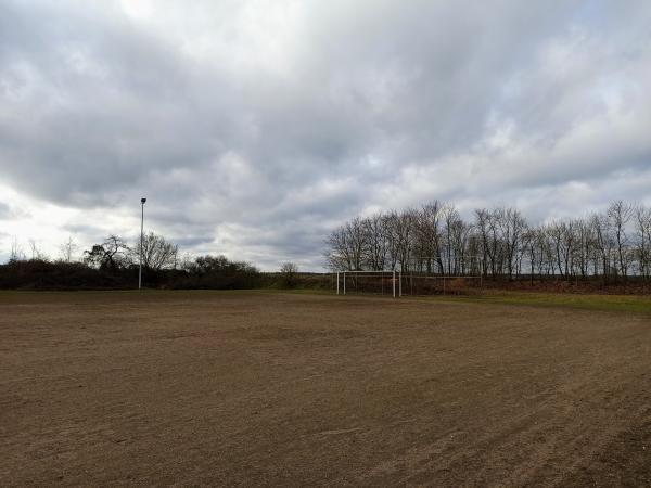 TV-Stadion Nebenplatz 2 - Stutensee-Spöck