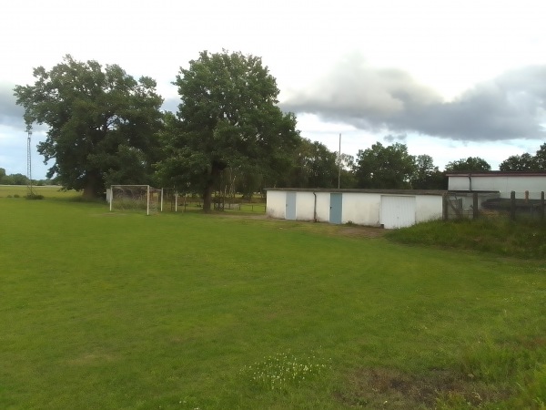 Sportanlage Oetzmühle B-Platz - Oetzen