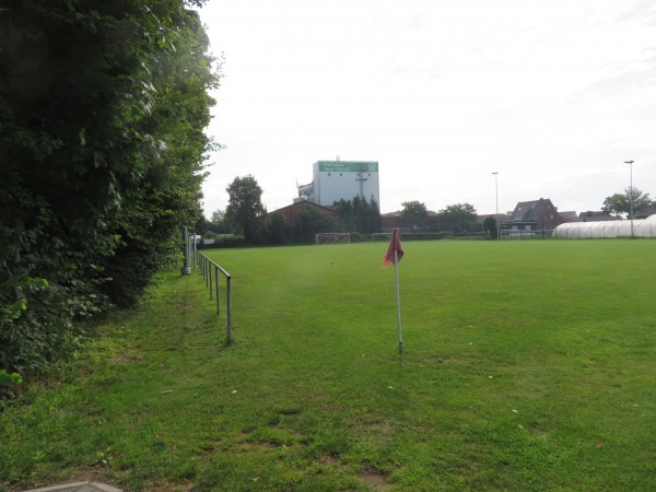 Franz-Gildehaus-Sportplatz C - Hallenbadplatz - Glandorf