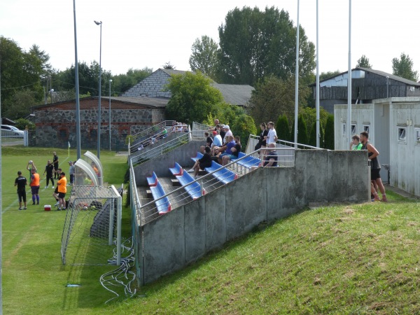 Boisko w Krzęcinie - Krzęcin