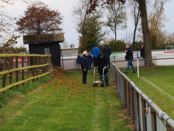 Sportanlage Hubertushöhe - Delbrück-Westenholz