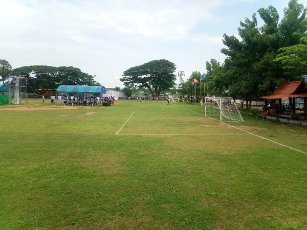 Wat Ban Khok Lek School Ground - Ban Khok Lek