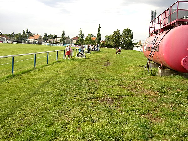 Stadion Spartak Chrást - Chrást