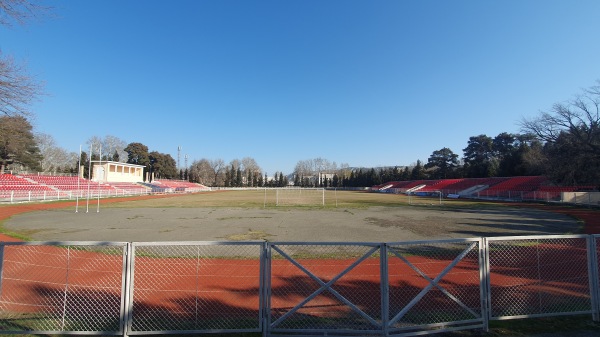Yaşar Məmmədzadə adına şəhər stadionu - Mingəçevir