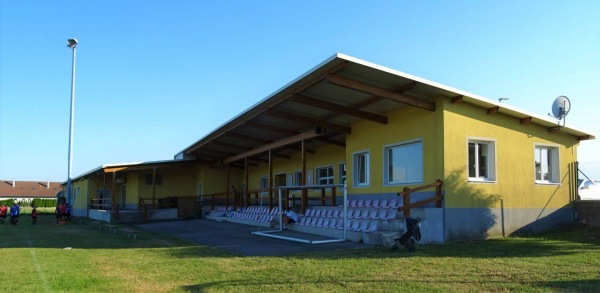 Sportplatz Lackendorf - Lackendorf